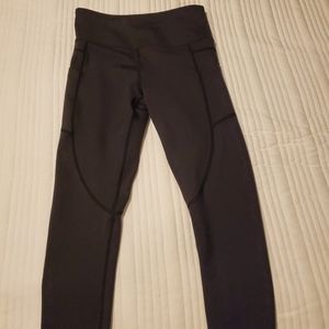 Zyia Active black crop leggings